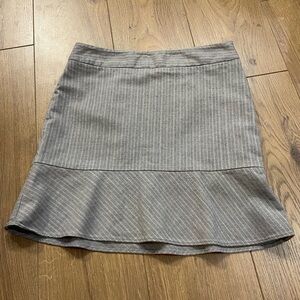 Banana Republic Wool Pinstriped Trumpet Skirt Gray Size 6